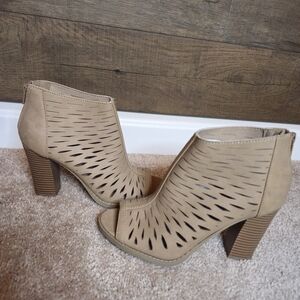 Apt. 9 Beige Cutout Heeled Boots